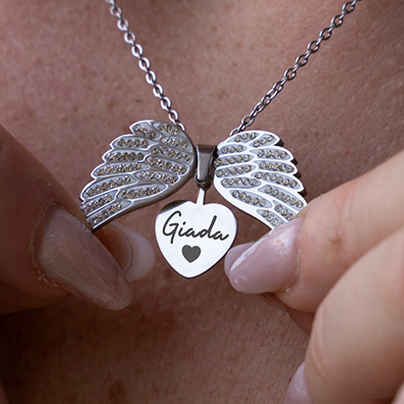Personalisierte Halskette - Flügel der Liebe